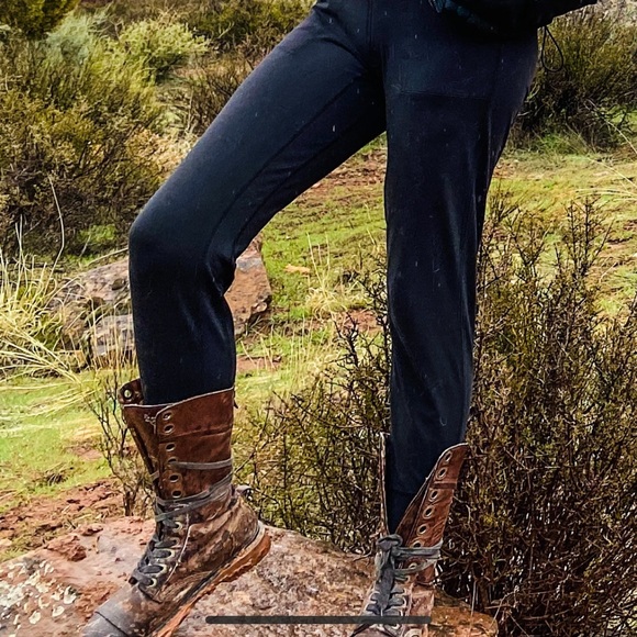 Dr. Martens Triumph Foldover Boots Distress Brown Leather Floral Cottagecore - Picture 11 of 15